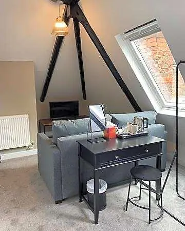 The Lowther 3*